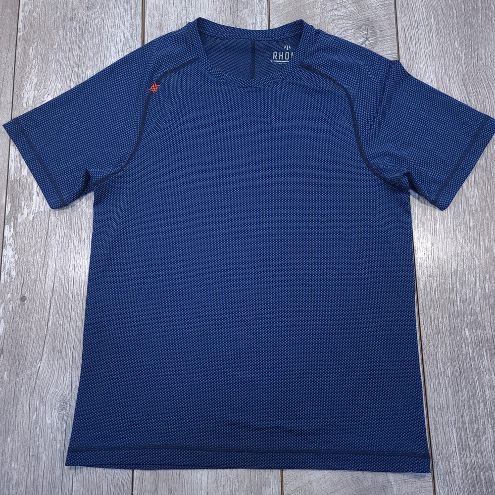 Rhone Reign Training Shirt Mens Medium Blue Short Sleeve Performance Tee